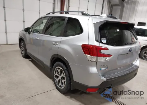 2019 Subaru Forester Premium z USA, uszkodzony, nr VIN JF2SKAEC4KH421690
